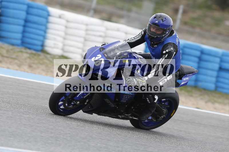 /02 28.-31.01.2025 Moto Center Thun Jerez/gruen-green/38